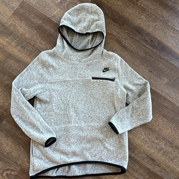 Nike Summit Hoodie in Carbon Heather - Picture 6 of 13